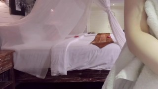 明日公開動画の性交前のメイキング映像（濡れた黒髪とヌード撮影）