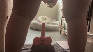 begging for a BWC to fill this pawg tight creamy pussy