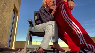CUM IN MY MOUTH - I SUCK MY NEIGHBOR'S COCK ON THE COMMUNITY TERRACE - AMATEUR WIFE, HOT MILF