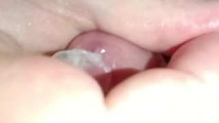 Зима пришла. Пора дрочить в одежде. Это была долгая дрочка.