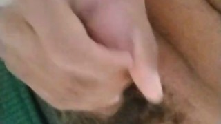 When the webcam goes on it cums out good 😉🤤