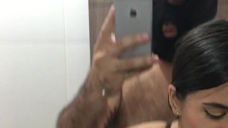 I fuck my girlfriend's pussy on all fours and we make a video