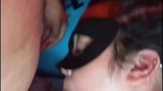 Una buena mamada con final feliz