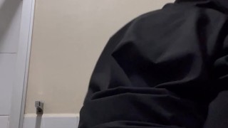 scream desea chupar rica polla