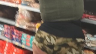 Big ass booty in wal mart pov