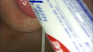 correte en mi boca, juego con tu semen, y me lo trago, primer plano, gay travieso, lengua, sloopy