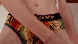 Horny twink playing with his cock😈