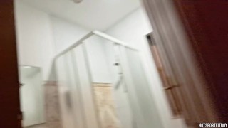 I went into a public women's bathroom and touched my dick until I cum hard - Rubbing my cock