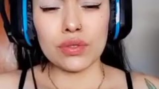 I TOUCH MYSELF WHILE WATCHING PORN HERE ON PORNHUB SQUIRT OF PLEASURE!