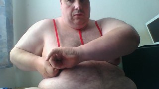 roter BH und Wet Look-BH harte Nippelmassage