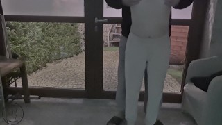 Przyrodnia siostra zaprosiła mnie do Jacuzzi...Tylko nie kończ we mnie