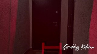 Ты пришел к Goddess Katrina Fox, чтобы быть ее послушным псом и служить всю свою жалкую жизнь