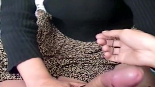 I go crazy with passion to have a big hard cock in my mouth, sucking it until I make him cum