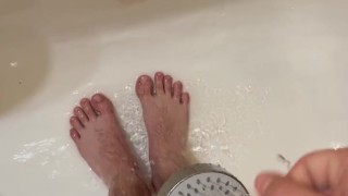 Fast fap in shower