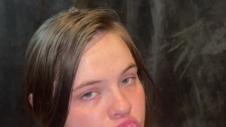 I Love Giving Sloppy Blowjobs