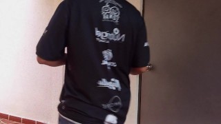 me encanta el servicio que presta el hotel, me traen alimentos junto a una puta para follar