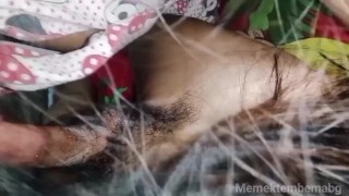  Ngentot wanita kampung sungguh nikmat 