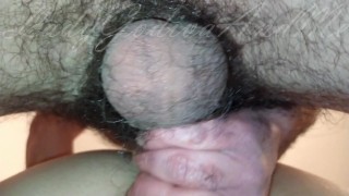 Mi stappa la figa come una bottiglia di champagne! 🍾 Amatoriale italiano