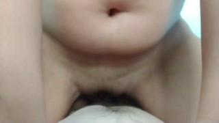 Follandome a la gordibuena del salon solo para que me ayude a pasar la materia de quimica