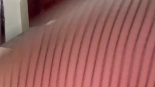 Deliciosa Carol Cabalgando la Polla de su Hermanastro. Cum adentro. 👿😘🤫