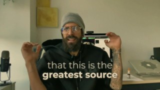 Electrizante escena de arte, seducción y modelaje con una increible latina pelirroja