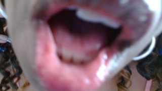 Dont Wake Your Wife Eat My Pussy