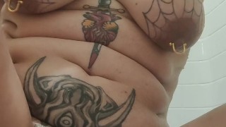 Solo shower fun 💖