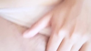 Me froto mi coño hasta correrme todita... Corridas - masturbandome