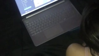 Comendo a aluna da faculdade