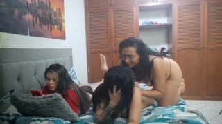 my hot friends fuck in front of me.