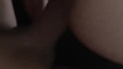 Mi NOVIA SE PONE CACHONDA Y ME LA COJO EN EL SILLÓN