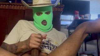 💫Ladies💫 I need some help with this massive cock! 🤤 Who wants to help take care of daddy? 🥵🥵