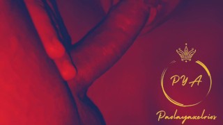 Así de rico me folla este rico fan