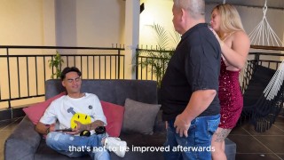 I fuck my stepmom in the living room while my stepdad is on a call! Danyel Mast and Karen Sleent