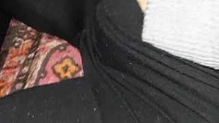 I seduced my neighbor and while her husband went out to the store, we mutually masturbated