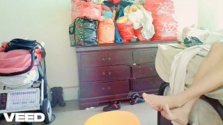 SPORTS FETISH FEMALE BIG DICK BLOW JOB