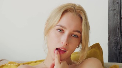 Porno filmda Minka Kelly