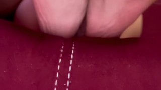 daddy do u want to cum all over my feet?