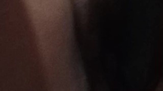 VEM ESFREGAR SEU PAU NA MINHA BUCETA VIRGEM!