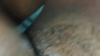 Enjabonado mi verga hasta marcar venas