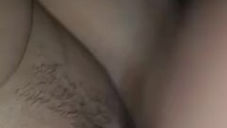 Cogiendo y gimiendo rico casero primero plano