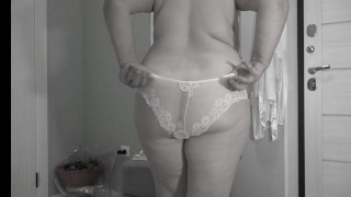 I was walking with a dildo in my ass, came back from my walk and fucked my ass to orgasm.