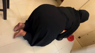 Egyptian Hot Stepmom Stuck in closet when she was cleaning & Open Her Big Ass For Get Anal Fuck