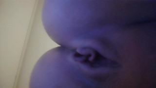 Pov : I'm sit on your tongue