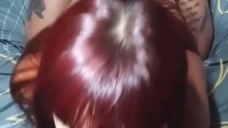 Colorada le encanta cabalgar la pija