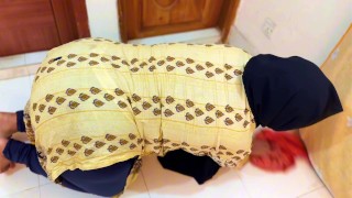 Arab Hot Maid Stuck: Please Hurry Up & Fuck My Big Ass Then Get Me Out Of Under Bed