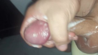 Nos masturbamos mientras estamos sólitos