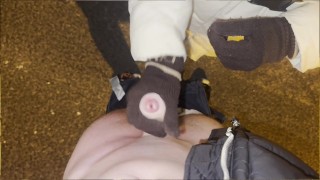 hot HANDJOB with FABRIC GLOVES – CUM on the ASPHALT🧤💦