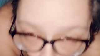 lLOVES WHEN DADDY FUCK MY MOUTH AND CUMS ON ME!