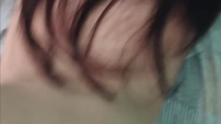 Me coge por el culo su mejor amigo de mi esposo y se viene dentro mío